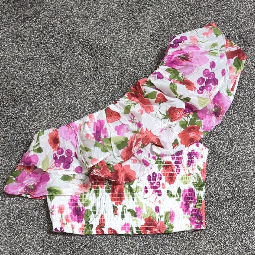 Abercrombie & Fitch Floral Ruffle Top